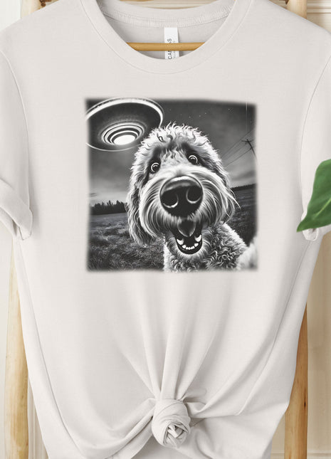 Goldendoodle Doodle UFO Selfie T-Shirt