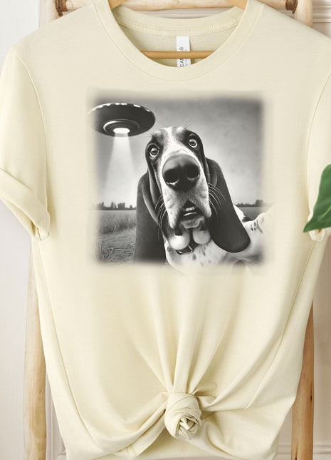 Basset Hound UFO Selfie T-Shirt