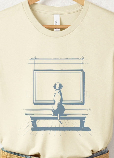 Vizsla Museum Art Gallery T-Shirt
