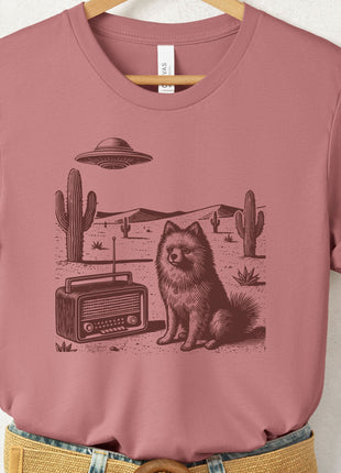 Pomeranian Vintage Radio T-Shirt
