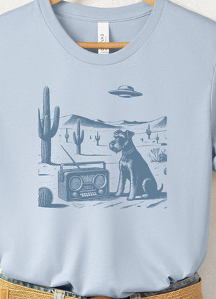 Schnauzer Vintage Radio T-Shirt