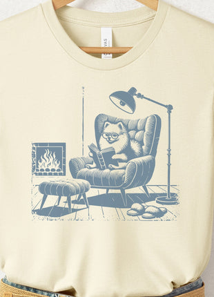 Pomeranian Reading Chair T-Shirt