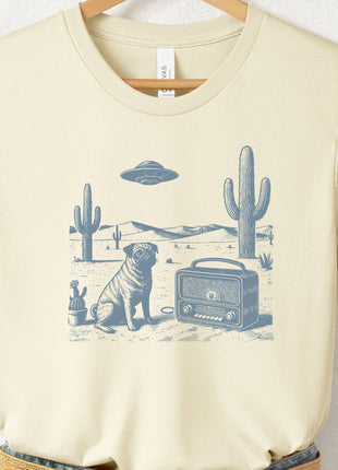 Pug Vintage Radio T-Shirt
