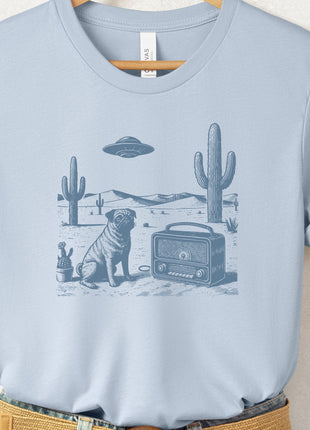 Pug Vintage Radio T-Shirt