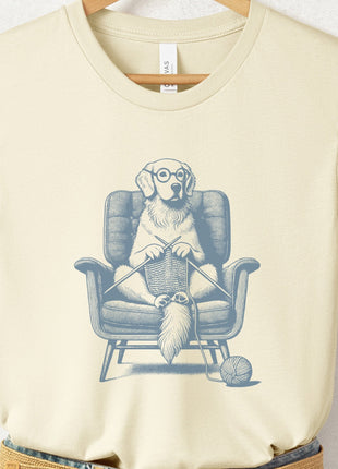 Golden Retriever Knitting T-Shirt