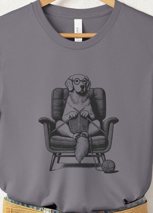 Golden Retriever Knitting T-Shirt
