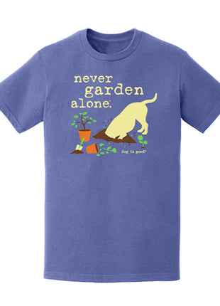 T-shirt: Never Garden Alone Flo Blue
