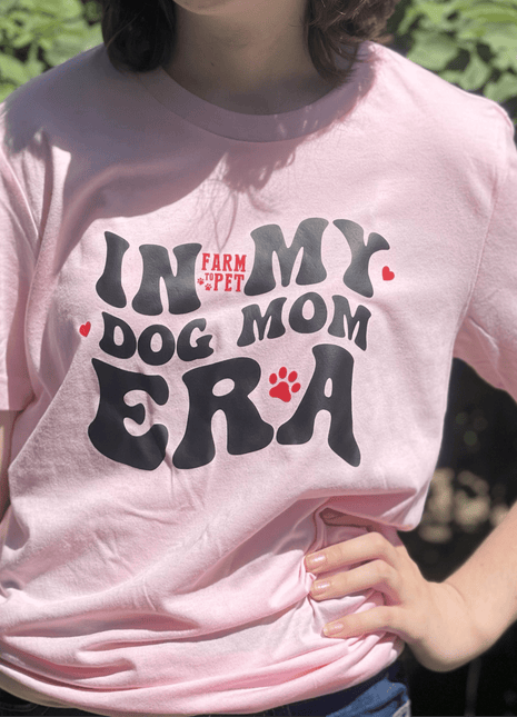 "Dog Mom Era" T-shirt | Paw-fect Gift for Dog Moms