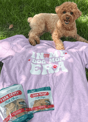 "Dog Mom Era" T-shirt | Paw-fect Gift for Dog Moms