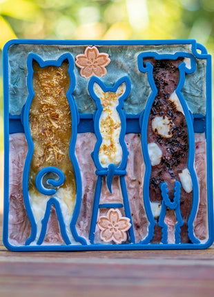 Waiting Dogs eTray - Shallow Slow Feeder Bowl for Enrichment | USA Made